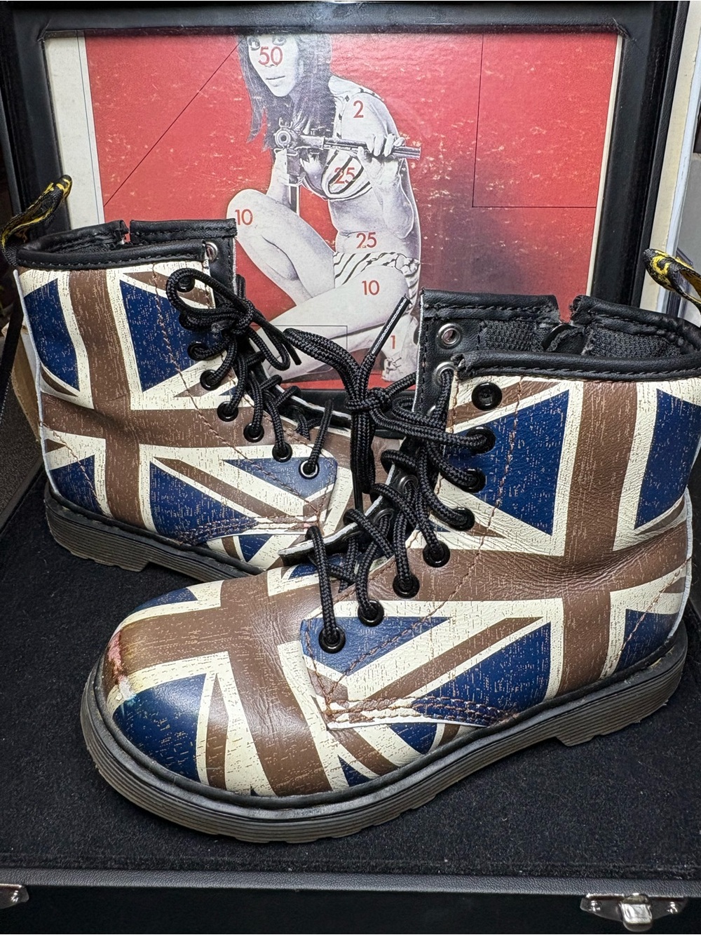 Dr  Martens Boots BRITISH FLAG Delaney Union Jack US11 Kids Toddler Laces